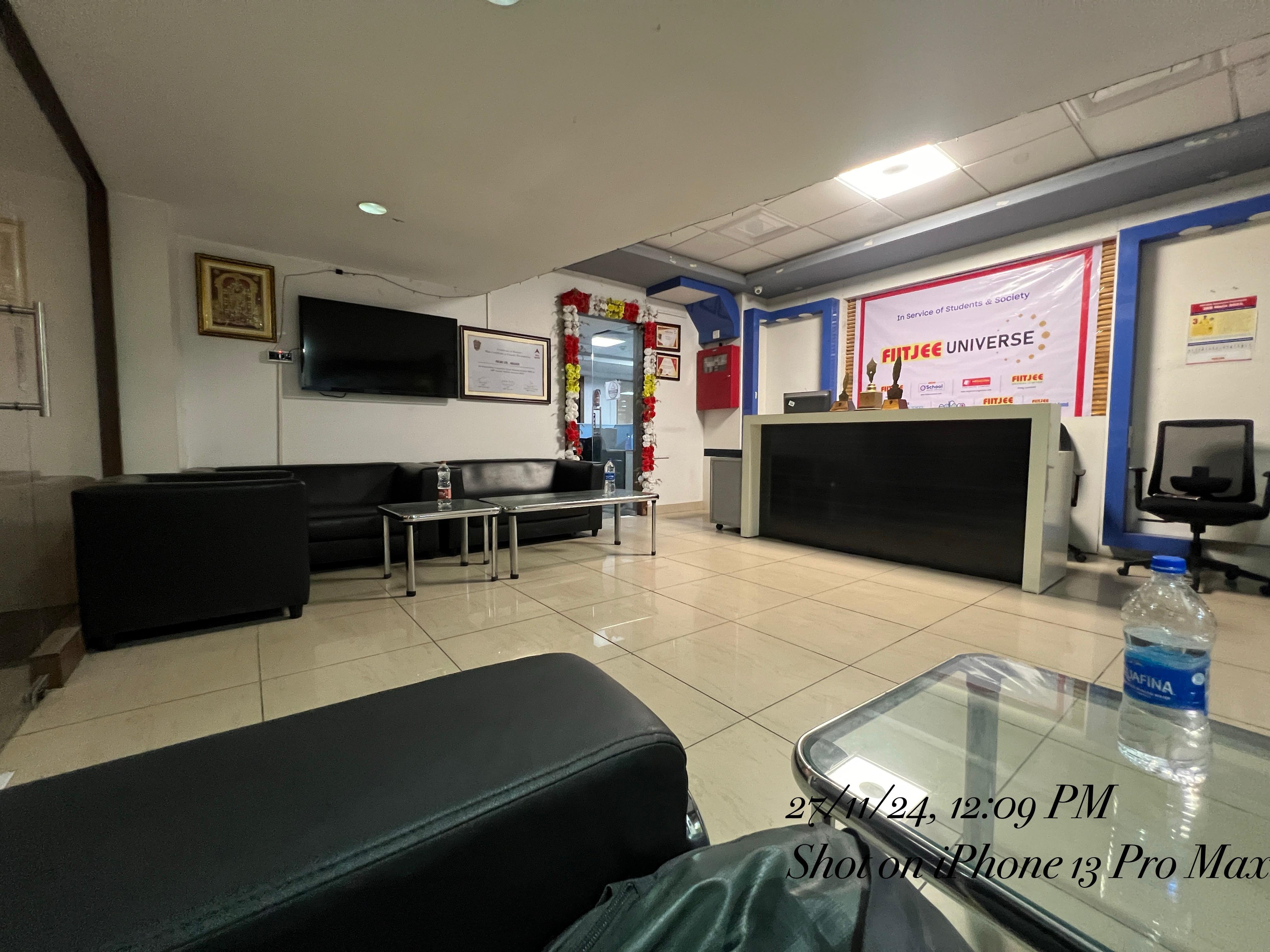 FIITJEE, South Kolkata FIITJEE South Kolkata Building photo 4